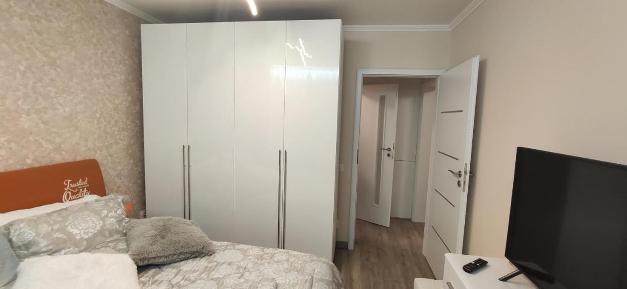 Casa Lux Apartment Букурещ Екстериор снимка