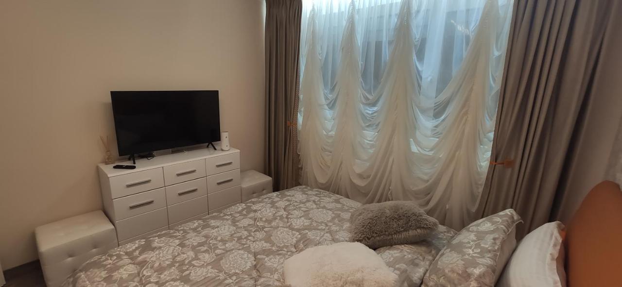 Casa Lux Apartment Букурещ Екстериор снимка